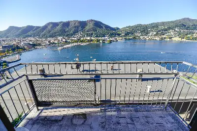 Casa in vendita, Via Torno, Como