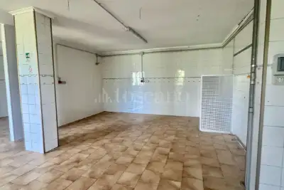 Negozio in vendita, Via Piante, Montefredane