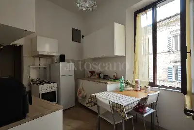 Casa in vendita, Via Camollia, Siena