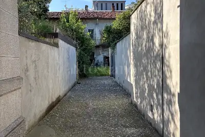 Casa Indipendente in vendita, Via Melegnano, Busto Arsizio