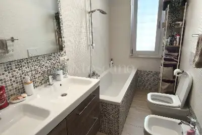 Villa in vendita, Via Torcegno, Roma