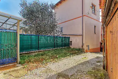 Casa in vendita, Via Carlo Cerrini, Cuasso al Monte