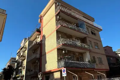 Casa in vendita, Via delle Acacie, Roma