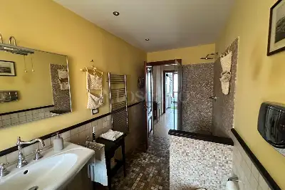 Casa in vendita, Via Emanuele Cutore, Gravina di Catania