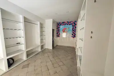 Negozio in affitto, Vico II Duomo, Catanzaro