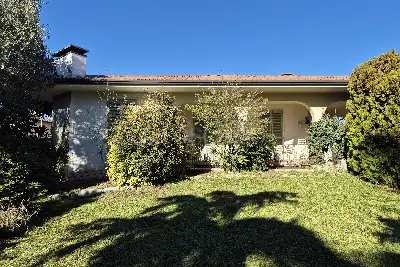 Villa in vendita, Via Rossini, Montirone