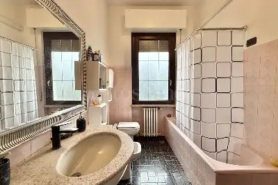 Villa in vendita, Via IV Novembre, Ponti sul Mincio