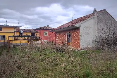 Villa in vendita, Via Villa Re, Pizzoli