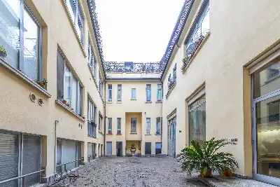 Loft in vendita, Viale Emilio Caldara, Milano