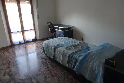 Casa in vendita, Via Aldobrandino da Siena , Siena