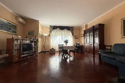 Casa in vendita, Viale dei Romagnoli, Roma