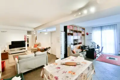 Casa in vendita, Via Armando Diaz, Cantù