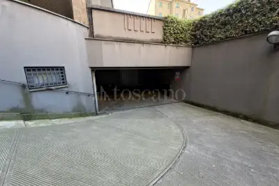 Box in vendita, Via Giambellino, Milano