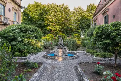 Villa in vendita, Via Giuseppe Garibaldi, Viagrande