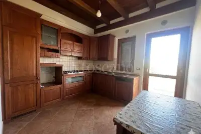 Casa Indipendente in vendita, Via Siclari Concessa, Reggio di Calabria