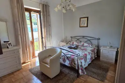 Casa Indipendente in vendita, Via Fiume Tavo, Cappelle sul Tavo