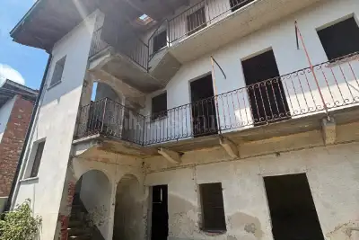 Casale in vendita, Via Santo Stefano, Oleggio