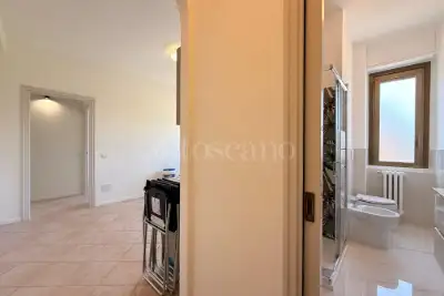 Casa in affitto, Via San Bernardo, Opera