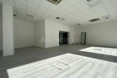 Negozio in vendita, Via Giuseppe Garibaldi, Villa Carcina