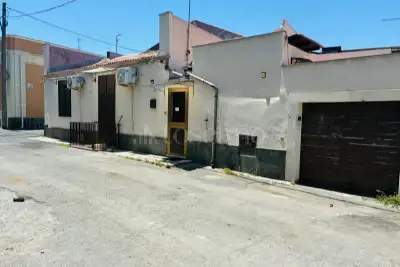 Casa Indipendente in vendita, Via della Marina, Catania