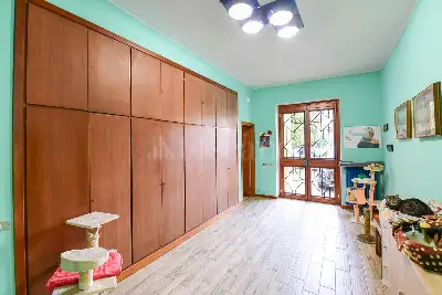 Casa Indipendente in vendita, Via Dante Alighieri, Rovello Porro