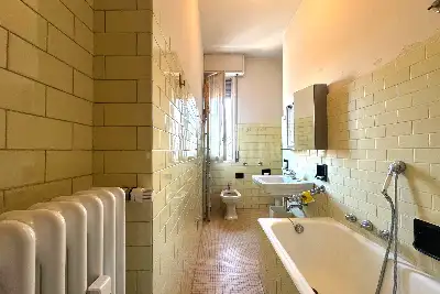 Casa in vendita, Via Riva di Reno, Bologna