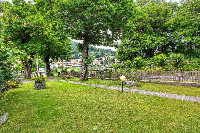 Villa in vendita, Via Ferruccio Pellini, Marchirolo