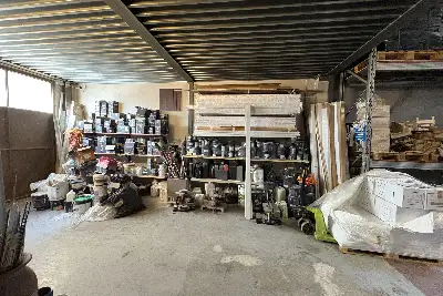 Laboratorio in vendita, Via Lago di Nemi, Milano