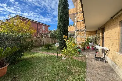 Palazzo in vendita, Via Gazzana Priaroggia, Fiumicino