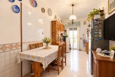 Casa in vendita, Via Taleggio, Roma