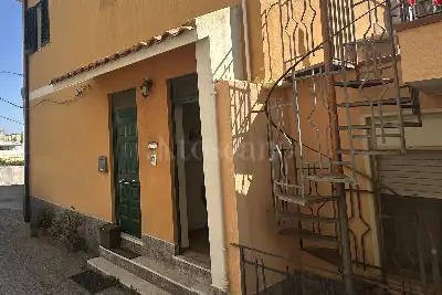 Casa Indipendente in vendita, Via Candelora Faro Superiore, Messina