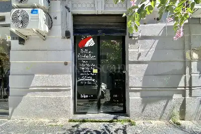 Negozio in vendita, Via Maddalena, Messina