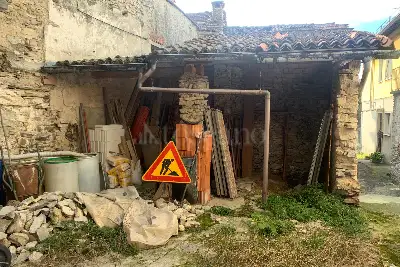 Casa Indipendente in vendita, Via Roma, Brezzo di Bedero