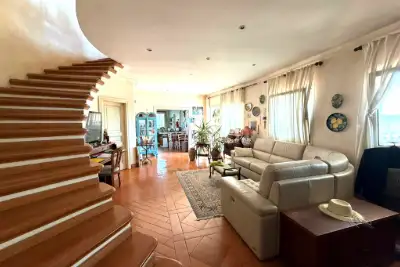 Villa Plurifamiliare in vendita, Vicolo della Riserva del Fontanile, Roma