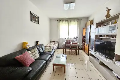 Casa in vendita, Via G. Cesare, Cantù