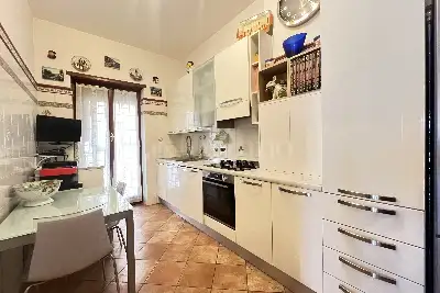 Casa in vendita, Via Ugo Falena, Roma