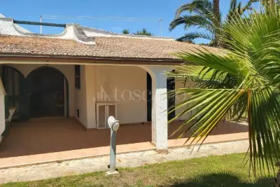 Villa Plurifamiliare in affitto, Via Gabriella, Ostuni