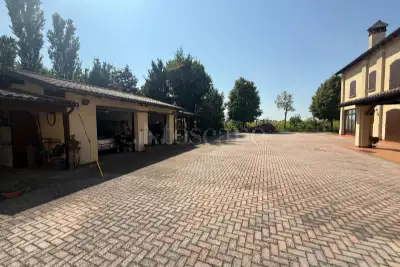 Casa Indipendente in vendita, Via San Michele, Castelfranco Emilia
