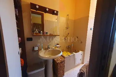 Casa in vendita, via Bellarmino, Milano