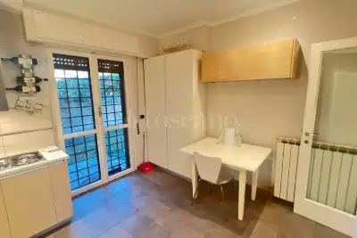 Casa in vendita, Via Leonida Rech, Roma