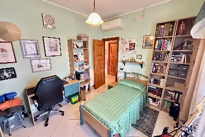 Casa in vendita, Via A. Manzoni, San Nicola la Strada