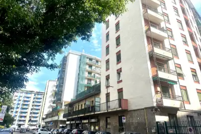 Negozio in affitto, Via Giovanni Cagliero, Milano