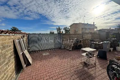 Palazzo in vendita, Via Gazzana Priaroggia, Fiumicino