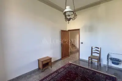 Casa Indipendente in vendita, Via dell'Alloro, Prato