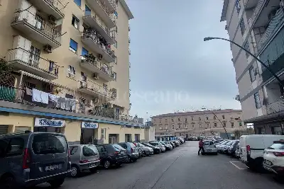Negozio in vendita, Via Tiberio 45, Napoli