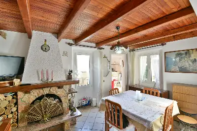 Casa Indipendente in vendita, Via Roma, Carate Urio