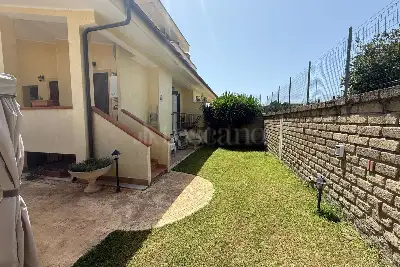 Villa Plurifamiliare in vendita, Via Ovodda, Fiumicino