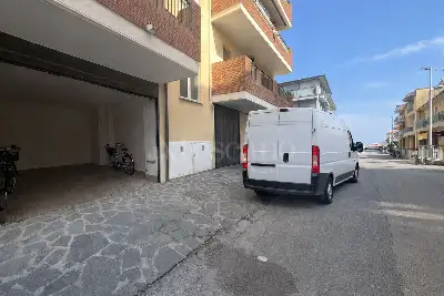 Box in vendita, Via Rovigo, Alba Adriatica