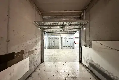 Casa in vendita, Via Savona, Milano