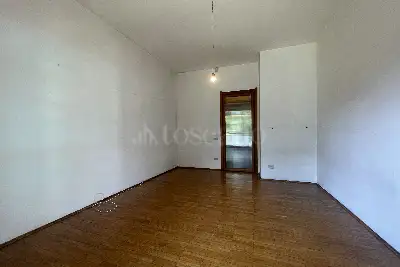 Casa in vendita, Via dei Ciclamini, Milano